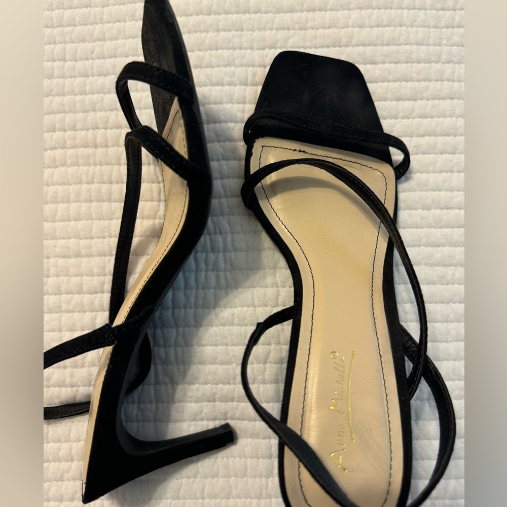 Like New Anne Michelle Sandals